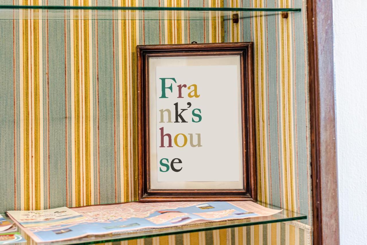 Frank'S And Art Love Apartments Livorno Ngoại thất bức ảnh