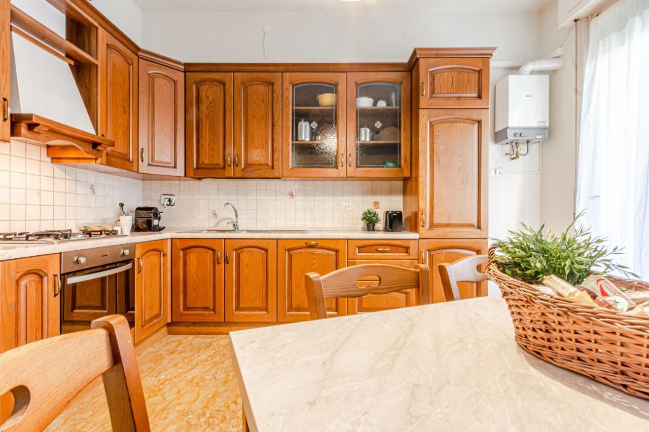 Frank'S And Art Love Apartments Livorno Ngoại thất bức ảnh