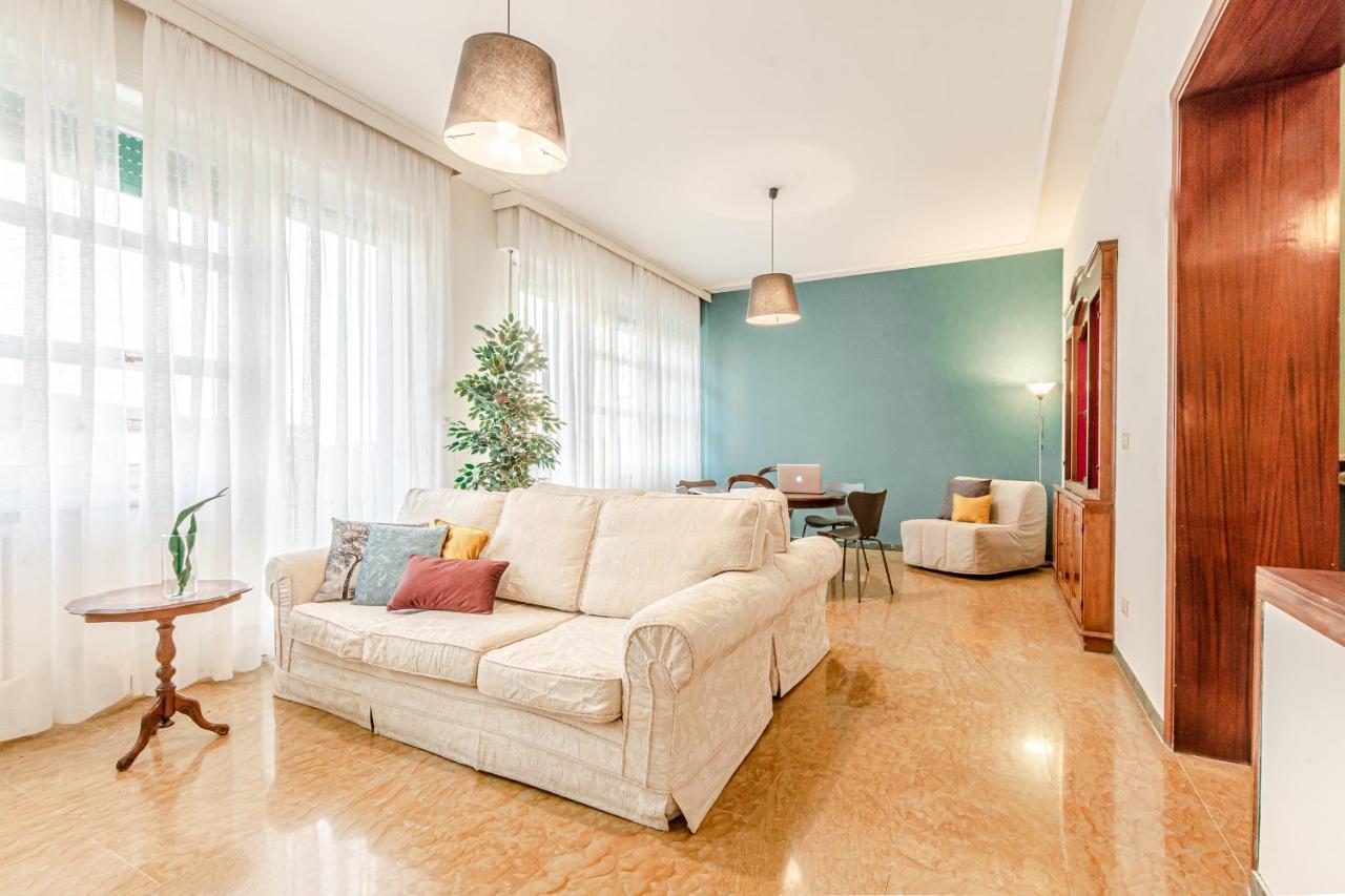 Frank'S And Art Love Apartments Livorno Ngoại thất bức ảnh