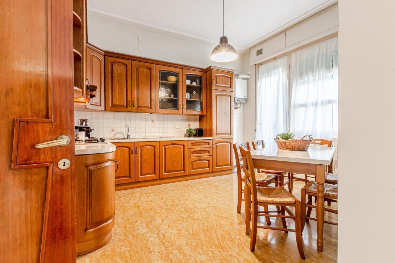 Frank'S And Art Love Apartments Livorno Ngoại thất bức ảnh