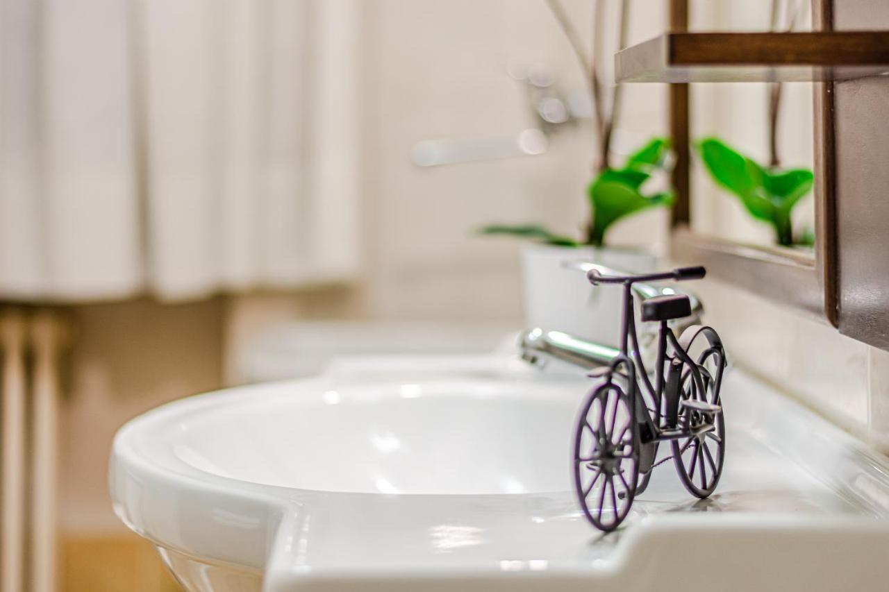 Frank'S And Art Love Apartments Livorno Ngoại thất bức ảnh