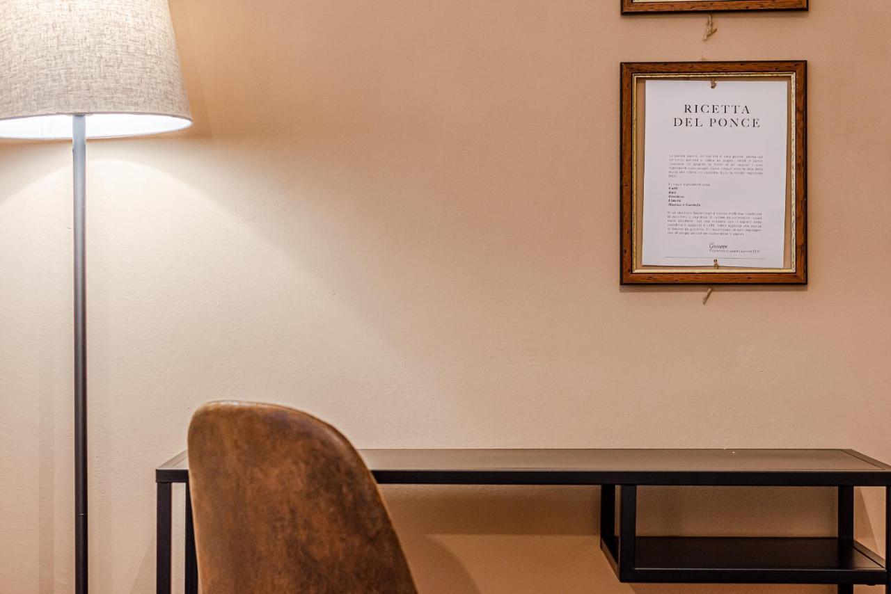 Frank'S And Art Love Apartments Livorno Ngoại thất bức ảnh