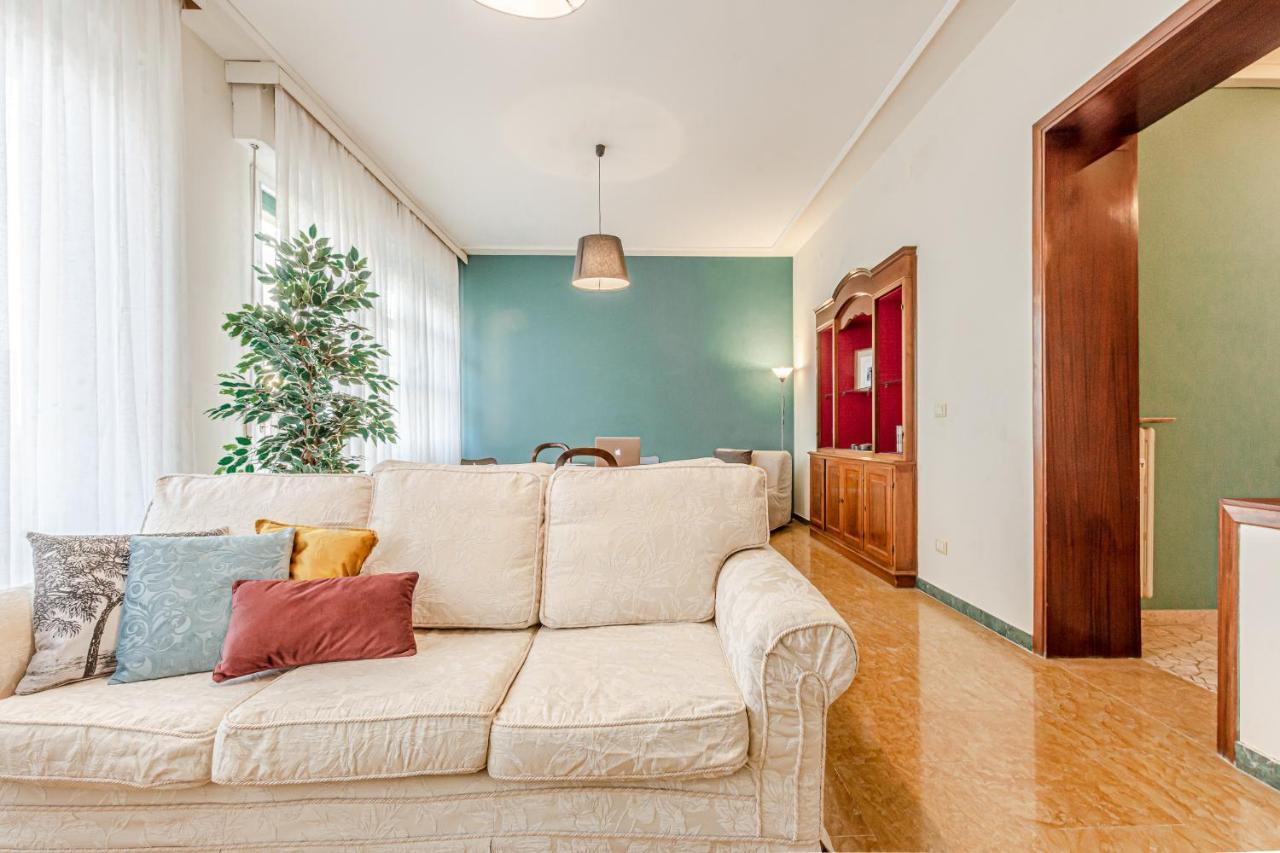 Frank'S And Art Love Apartments Livorno Ngoại thất bức ảnh