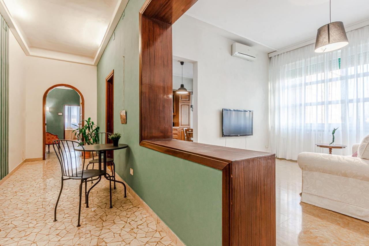 Frank'S And Art Love Apartments Livorno Ngoại thất bức ảnh